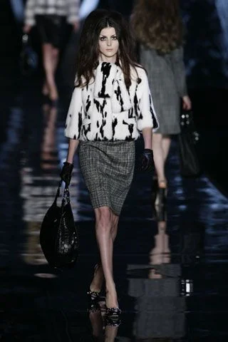 Look 10